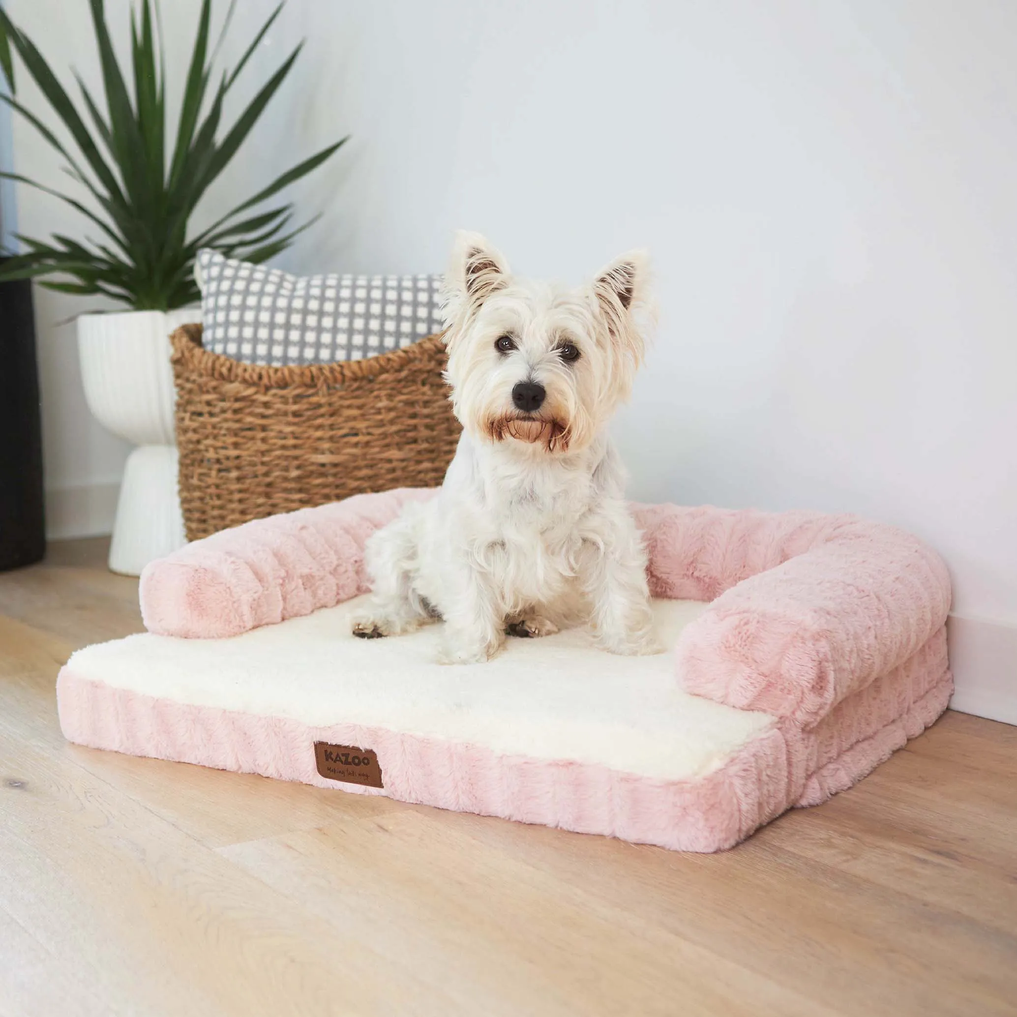 Kazoo Boudoir Large Blush Dog Bed
