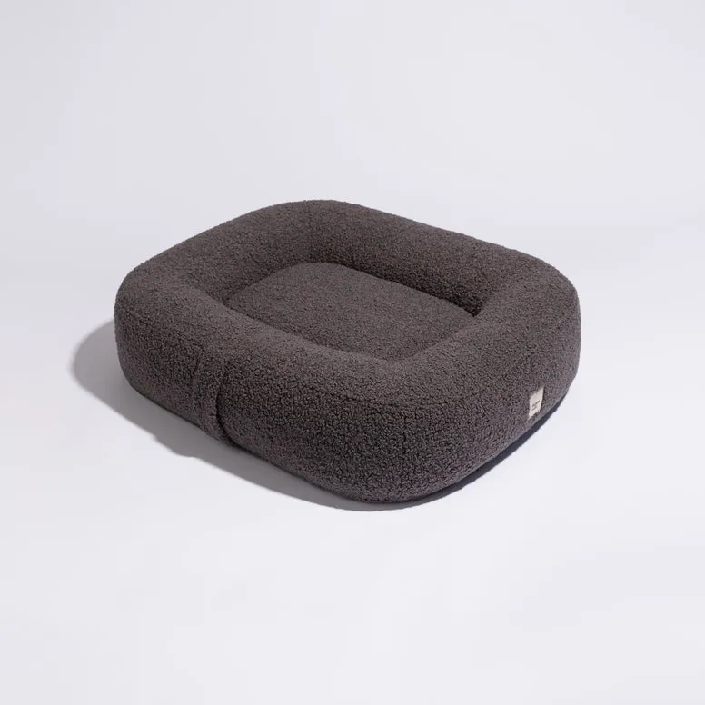 PillowVilla Bouclé Dog Bed PEBBLE